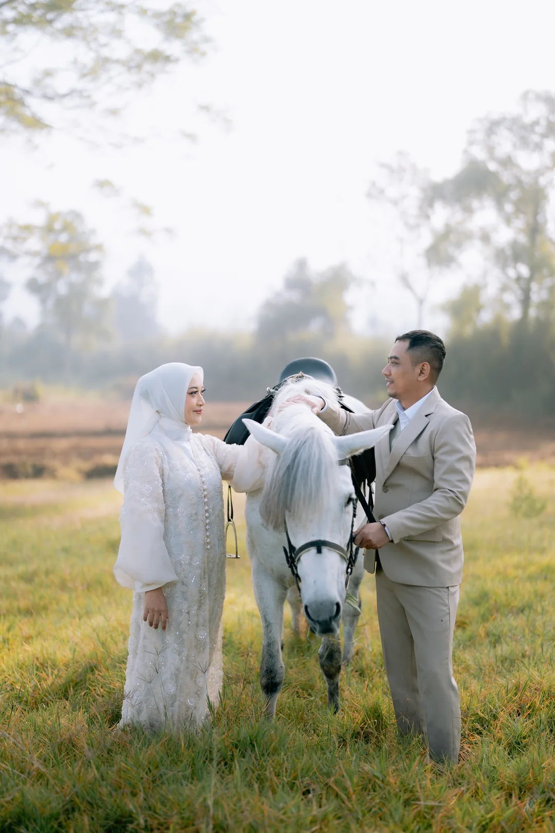 Laras & Aksara — 8